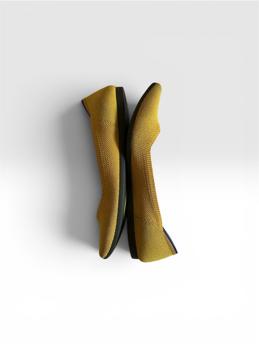 💛🔥 Rothy's The Point Flats Womens 7 Mustard Marigold Yellow Pointed Toe Washable - Picture 2 of 8